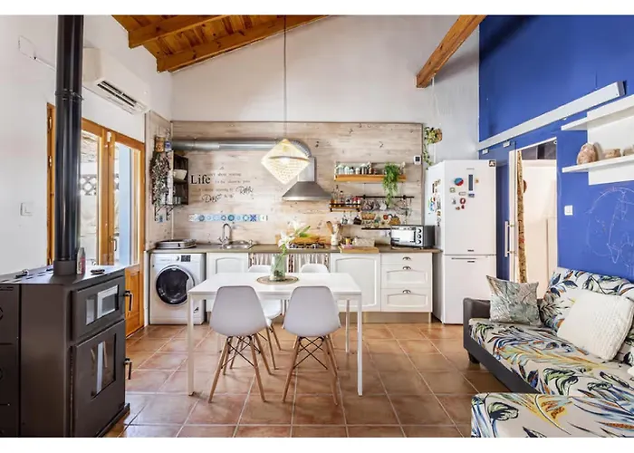 Casita Mona Y Acogedora